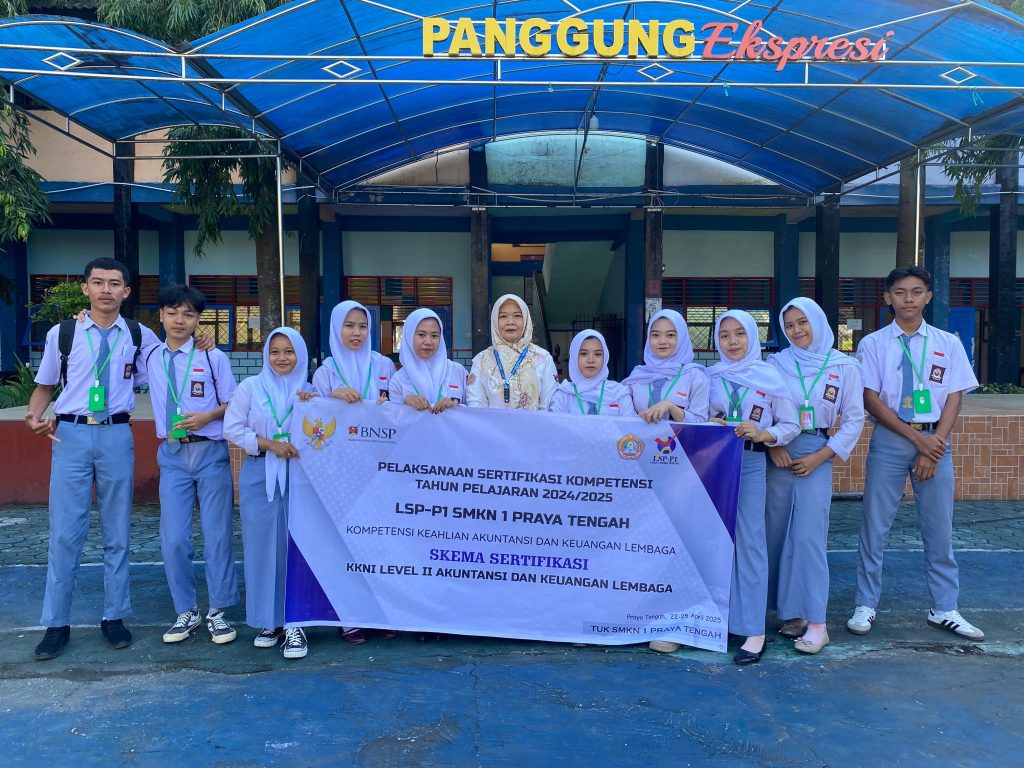 Uji Kompetensi Keahlian (UKK) Tahap 2 SMKN 1 Praya Tengah Berlangsung Lancar